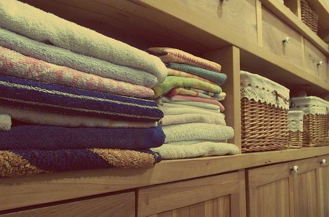 ručníky, úložné prostory, skříně